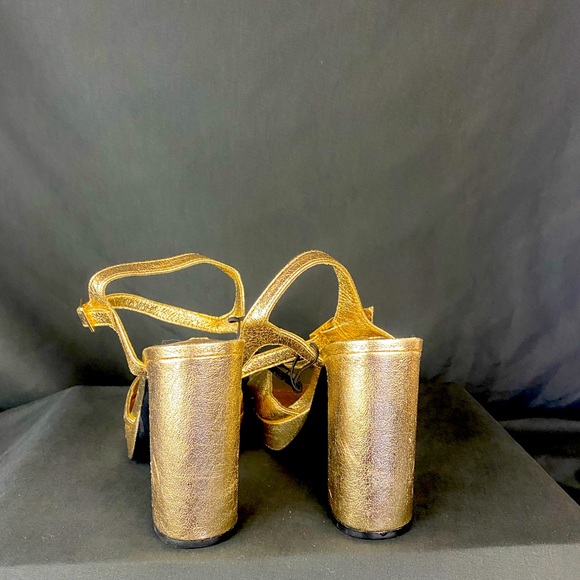 Zara - Picture 3 of 4